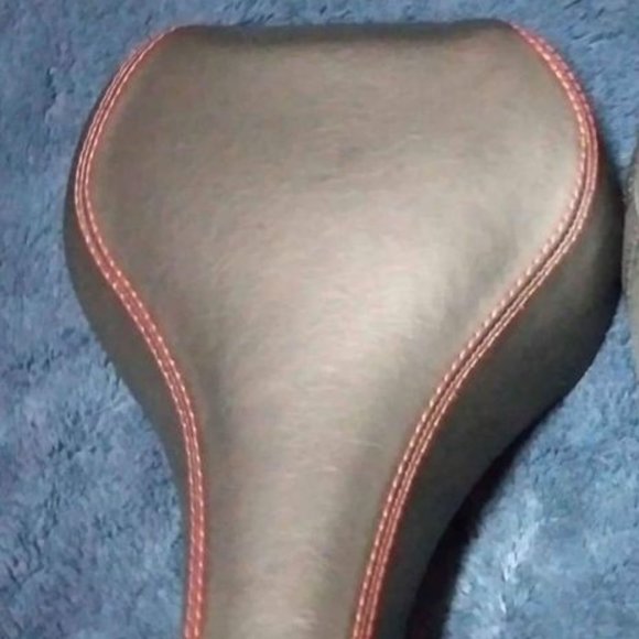 CCM Bike seat - Picture 2 of 9